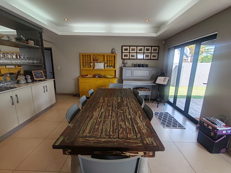 4 Bedroom Property for Sale in Country Club Western Cape
